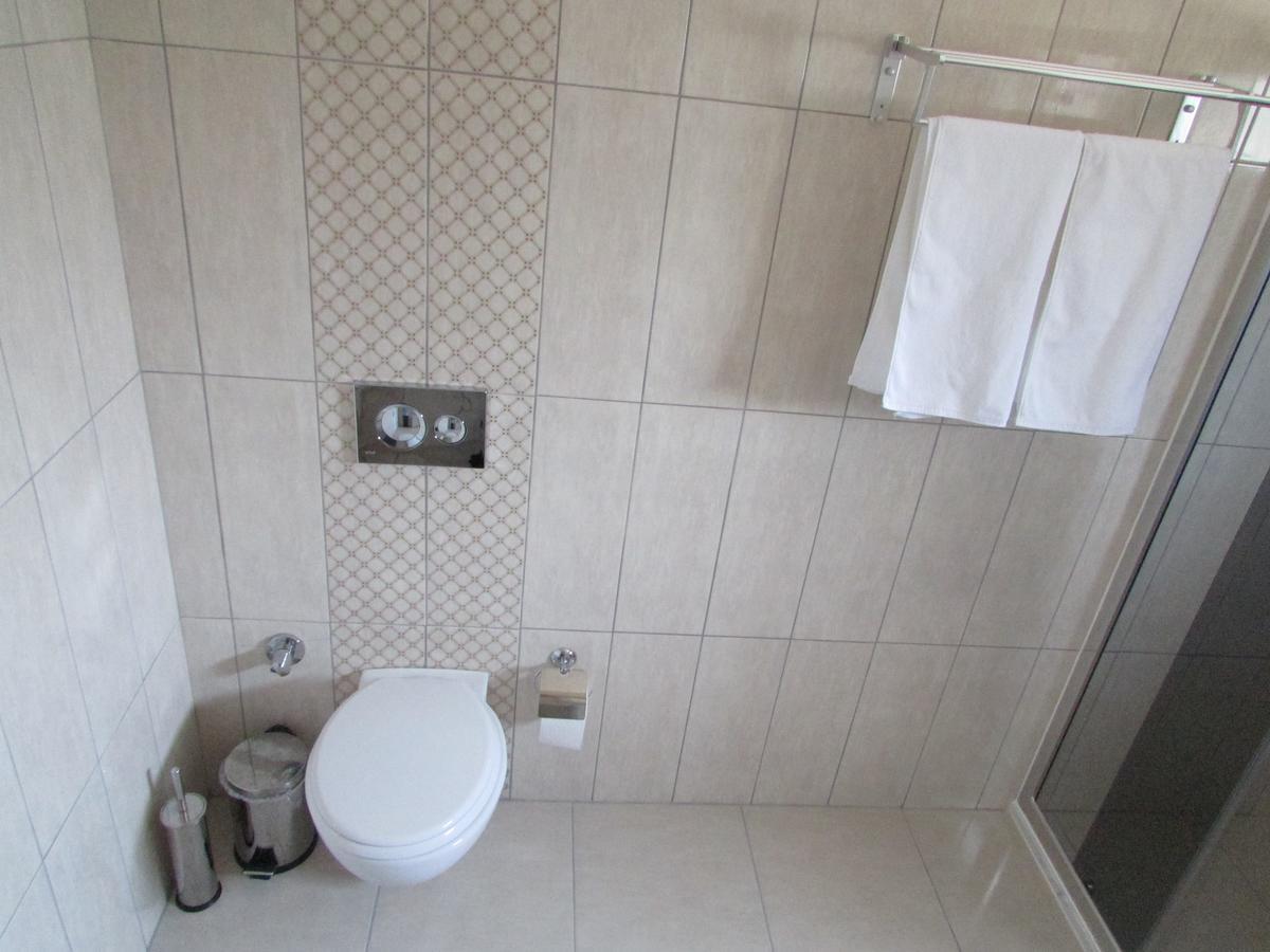 Guentur Hotel & Restaurant Гёчек Экстерьер фото